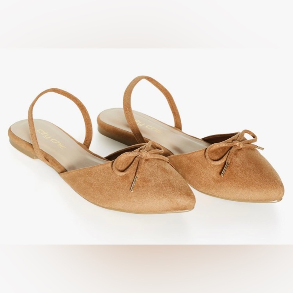 City Chic women’s size 11.5 slip on shoes NEW-Flat Lion